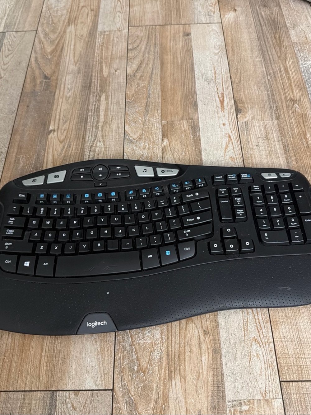 Logitech K350 Wireless Ergonomic Keyboard Black No USB Receiver Tested w/Video